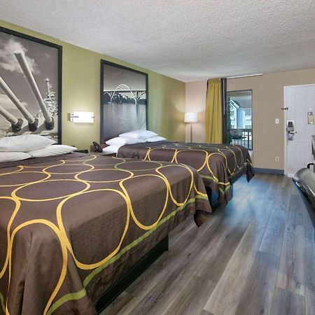Super 8 By Wyndham Mobile/Tillmans Corner Exterior photo